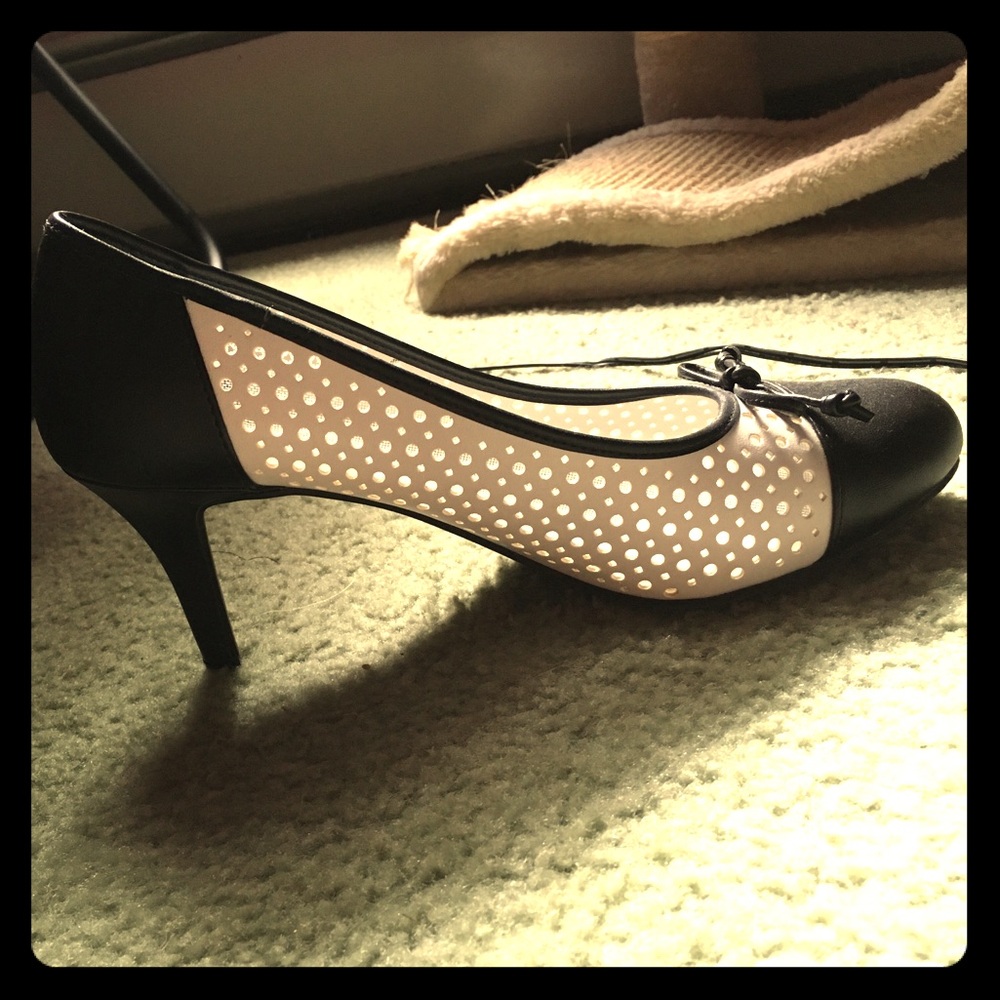 COPY - Comfortable, vintage-inspired heels